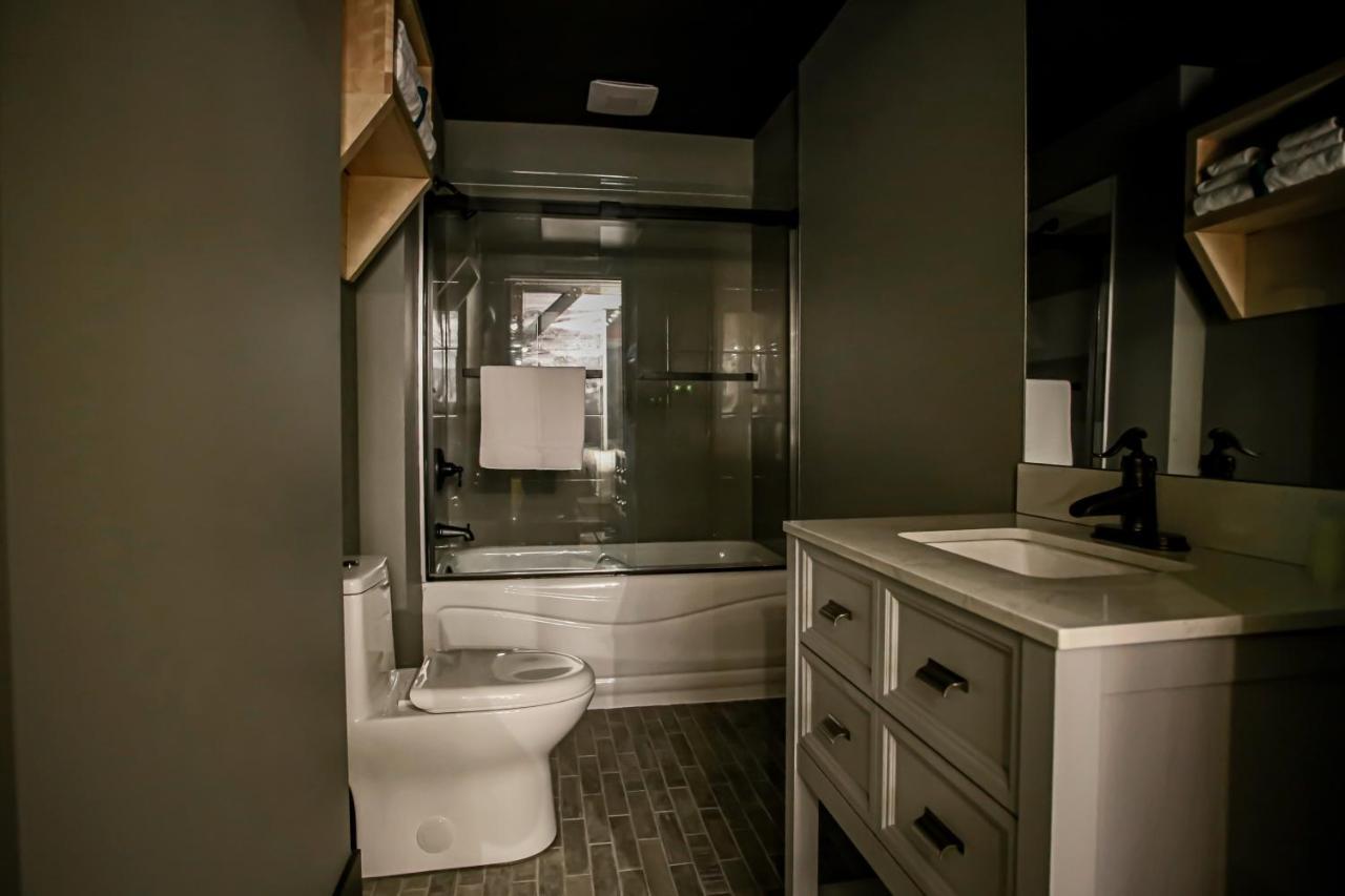 La Suite Hebergements Shawinigan Exterior photo