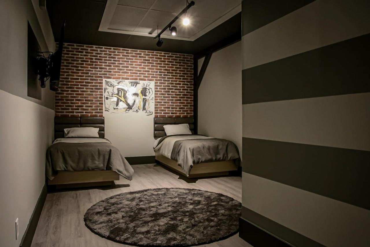 La Suite Hebergements Shawinigan Exterior photo